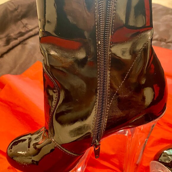 MAYA SHOES OF HOLLYWOOD BLACK PATENT LEATHER CLEAR SOLE PLATFORM BOOTS - Picture 7 of 11
